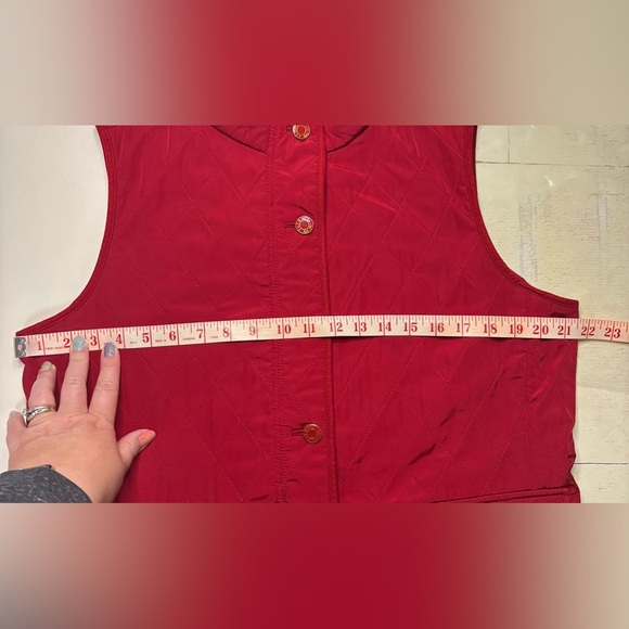 Talbots Size Large Petite Quilted Vest Red Button Collar Side Pockets - Picture 3 of 8